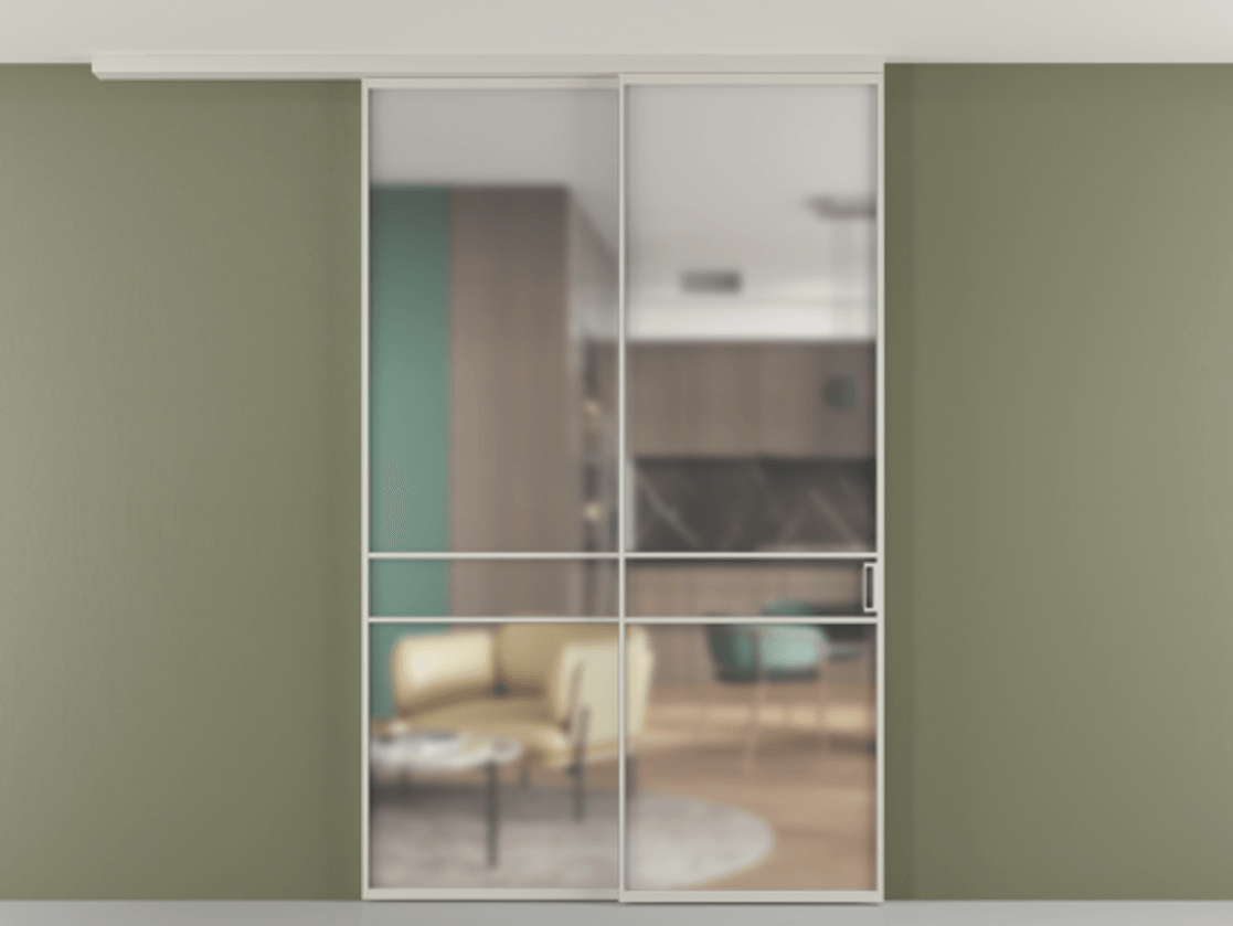 Перегородка Формато вдоль стены на потолок 2 створки с синхронным механизмом АЛПР 040.02 Алюминий тёплый серый Сатинированное стекло "Мателюкс Кристал Вижн", калёное, матовое, каленое 6 мм Цена 17050 AZE | Volhovec