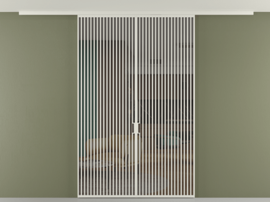 Перегородка Формато вдоль стены на потолок 2 створки АЛПР 040.06 Алюминий Белый Прозрачное серое стекло, триплекс Цена 22110 AZE | Volhovec