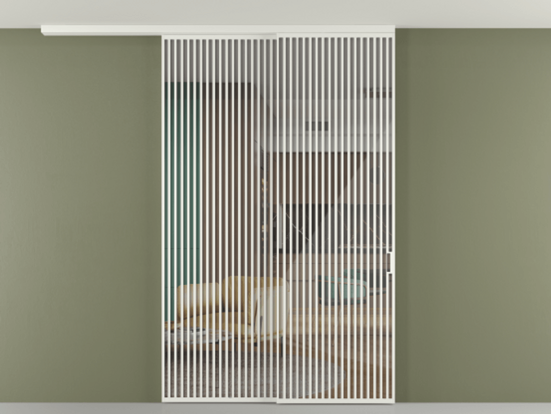 Перегородка Формато вдоль стены на потолок 2 створки с синхронным механизмом АЛПР 040.06 Алюминий светло-серый Рефлективное прозрачное стекло "Стопсол", калёное Цена 28280 AZE | Volhovec