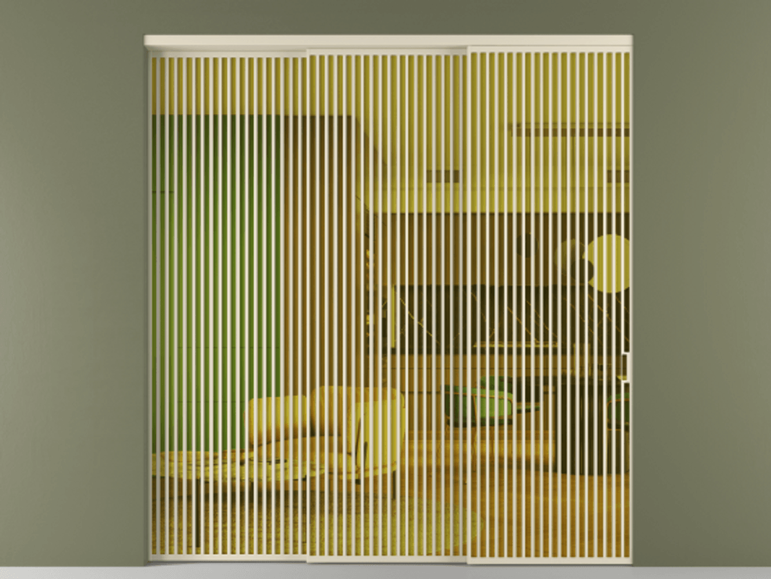 Перегородка Формато внутри проёма 3 створки с синхронным механизмом АЛПР 040.06 Алюминий бежево-серый Прозрачное жёлтое стекло, триплекс Цена 30200 AZE  | Volhovec