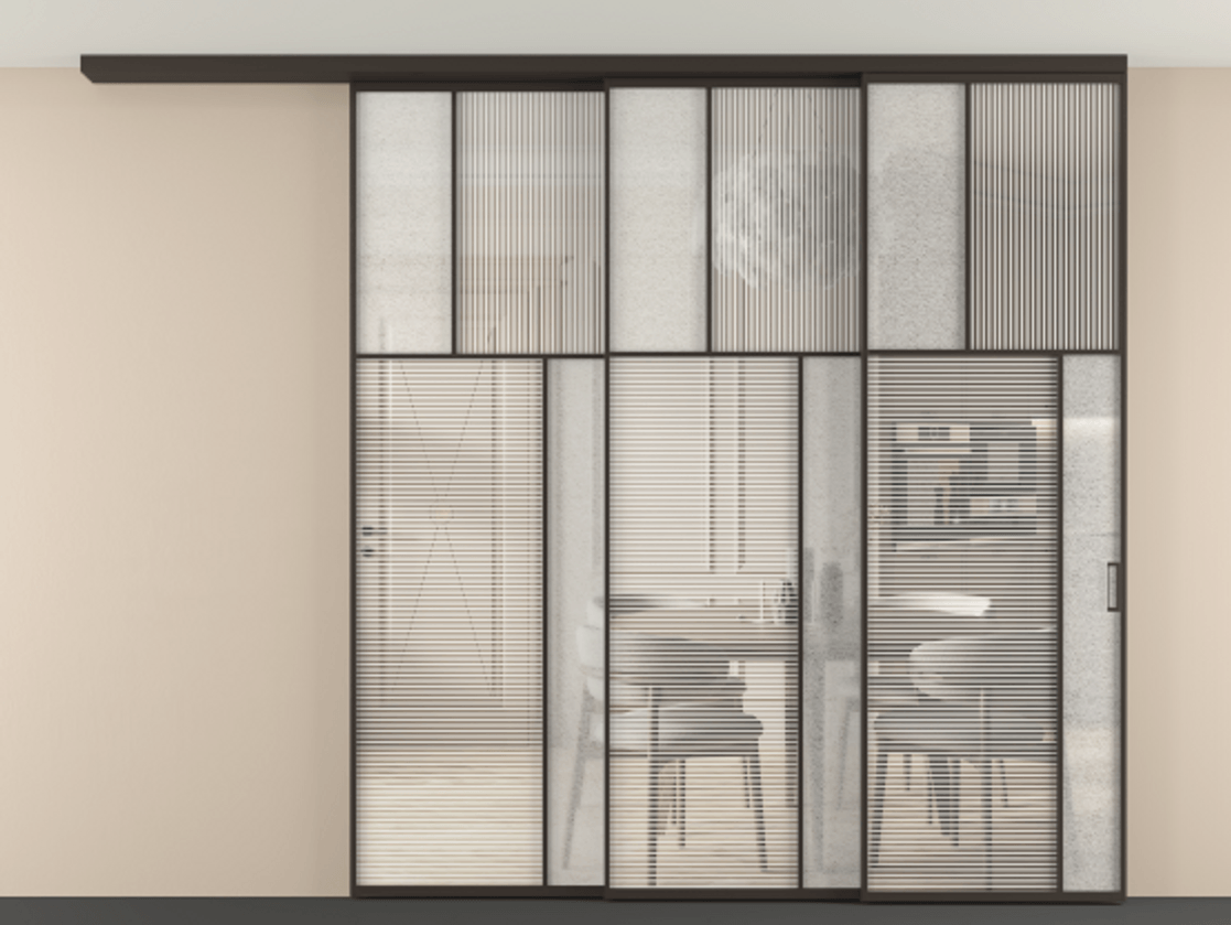 Перегородка Мозаик вдоль стены на потолок 3 створки с синхронным механизмом АЛПР 041.23 Алюминий антрацит Рифлёное стекло "Дюна", триплекс, 6 мм + Фактурное стекло "Лёд", триплекс Цена 27240 AZE | Volhovec