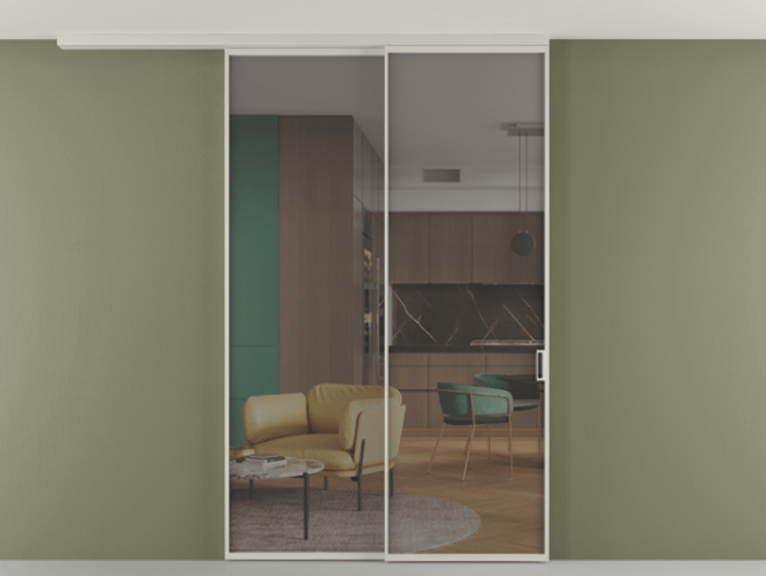 Перегородка Формато вдоль стены на потолок 2 створки с синхронным механизмом АЛПР 040.01 Алюминий тёплый серый Прозрачное серое стекло, триплекс Цена 15590 AZE | Volhovec