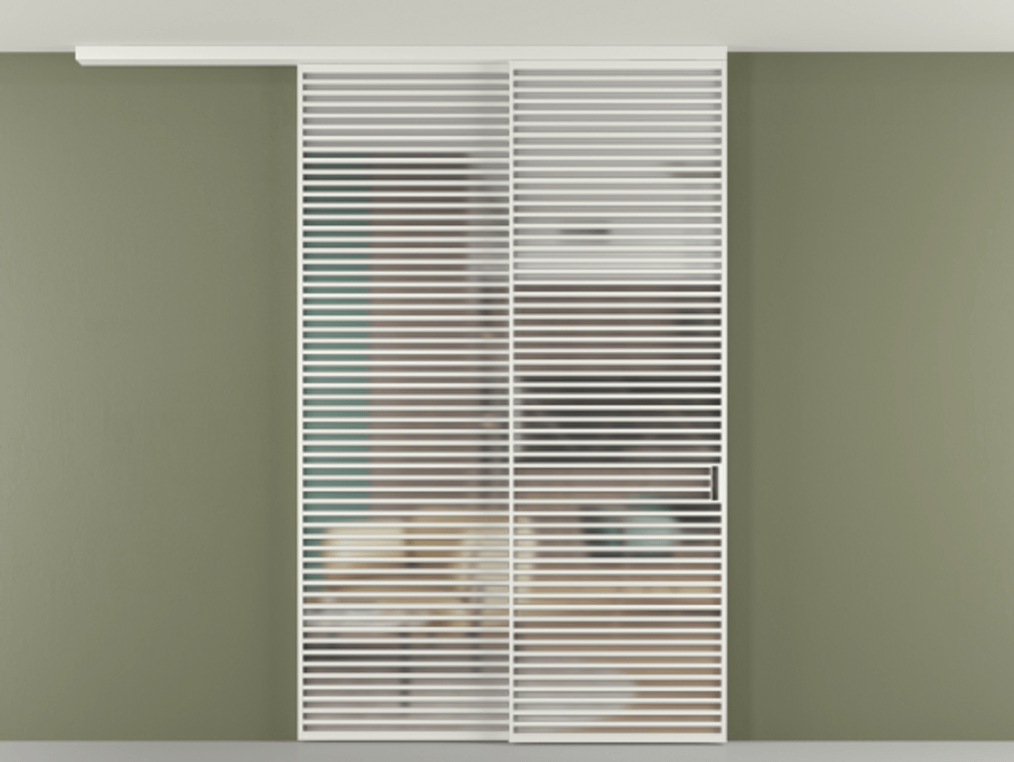 Перегородка Формато вдоль стены на потолок 2 створки с синхронным механизмом АЛПР 040.07 Алюминий светло-серый Сатинированное стекло "Мателюкс Кристал Вижн", калёное, матовое, каленое 6 мм Цена 28280 AZE | Volhovec